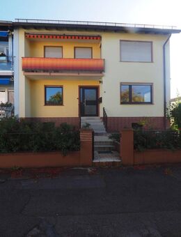 GEPFLEGTES ZWEIFAMILIENHAUS MIT 2 GARAGEN IN ZWEIBRÜCKEN- IXHEIM - Zweibrücken
