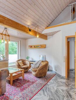 Wohnen mit Ausblick: Großzügige Maisonettewohnung in gefragter Lage - Nürtingen