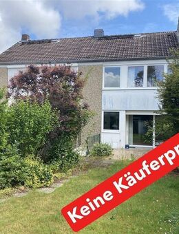 . . . Reihenhaus an einer Seitenstraße inkl. Garage . . . keine Käuferprovision - Geesthacht