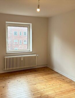 2,5 Zimmerwohnung in HAW-Nähe frei - Kiel