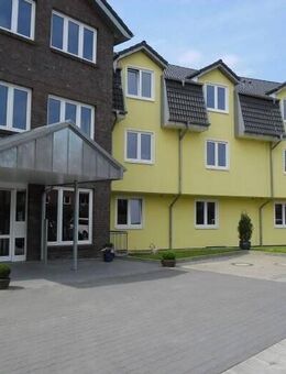 Pflege-Appartment - 1 Zimmer Seniorenwohnung in der Seniorenresidenz Apfelhof mit 24 St. Betreuungsservice durch Pflegedienst Vitalis - Flensburg