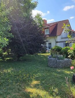 Neuwied: Gepflegtes Einfamilienhaus mit großem Garten in Ortsrandlage - Neuwied