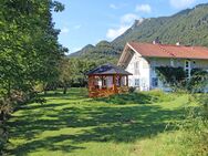 Exklusives Landhaus mit unverbaubarem Berg- und Schlossblick - Aschau (Chiemgau)