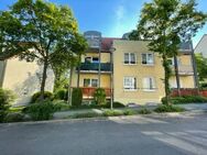 Neu renovierte 2-Raumwohnung, Bad m. Fenster, Laminat, Balkon, Stellplatz - Dresden