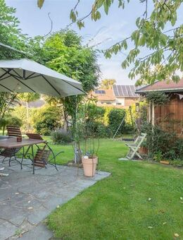 Landluft gewünscht? Hier, bitteschön... ein schickes Landhaus & ein grosses Grundstück in Baltersweil! - Dettighofen
