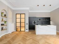 Erstklassige Wohnung im Altbau mit hochwertiger Ausstattung und Balkon am Kurfürstendamm - Berlin