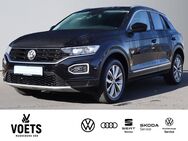 VW T-Roc, 1.5 TSI STYLE, Jahr 2020 - Magdeburg