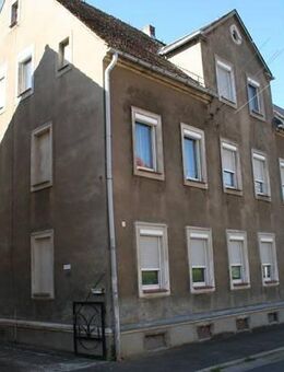 *Döbeln- solides MFH mit Keller* - Döbeln