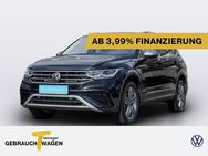 VW Tiguan, 2.0 TDI ELEGANCE IQ LIGHT, Jahr 2023 - Bochum