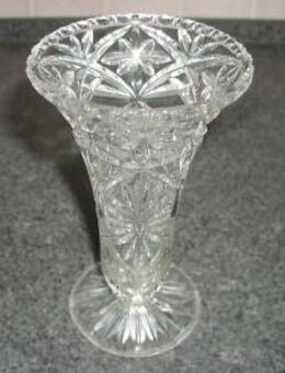 Sehr schöne alte Kristallvase mit Fuß - Höhe = 200 mm, Durchmesser oben = 120 mm, Durchmesser Fuß = 96 mm - Hamburg Wandsbek