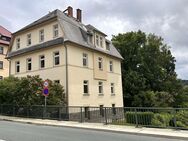 historisches Mehrfamilienhaus, zentrumsnah mit großem Grundstück - Markneukirchen