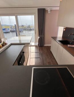 LUXUS Hausboot - 3 Etagen - 100m² Wohnen + 120 m² SONNENTERRASSE - Kamin, Kino, komplett individuell - Berlin