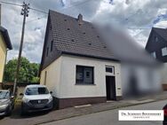 Solide Doppelhaushälfte mit Garage und Garten in ruhiger und doch zentraler Lage von Wissen! - Wissen