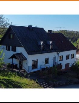 Großzügiges Einfamilienhaus mit Scheune und weitläufigem Garten - Deuselbach