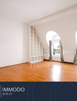 ? Helle 3-Zimmer-Dachgeschoss-Altbauwohnung mit Rundbogenfenstern in Mitte-Tiergarten - Berlin