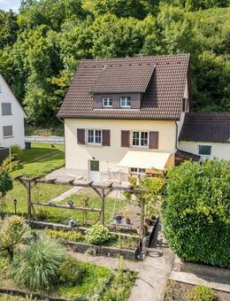 Viel Platz für Familie und Ideen: Charmantes Einfamilienhaus in Waldshut mit weitläufigem Grundstück - Waldshut-Tiengen