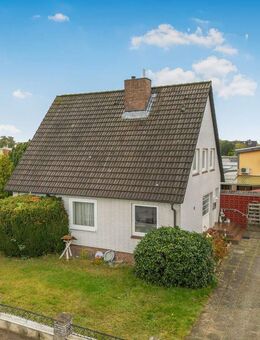 Modernisiertes Einfamilienhaus in familienfreundlicher Lage von Neumünster-Tungendorf - Neumünster