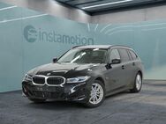 BMW 330, , Jahr 2023 - München