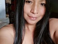 Frau sucht. Frau - Hamburg