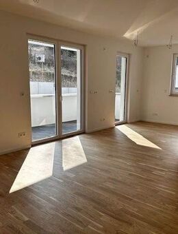 3 Zimmerwohnung in Jena Süd mit Balkon + TG Stellplatz - Jena