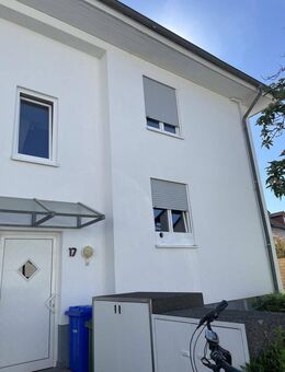Provisionsfreie 4-Zimmer-Maisonette-Wohnung mit TG und Außenstellplatz in Nieder-Roden - Rodgau