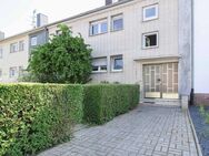 Vielseitiges Zweifamilienhaus mit Charme und Potenzial in Mönchengladbach-Giesenkirchen - Mönchengladbach