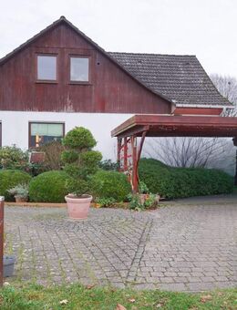 Viel Platz für die Familie - Einfamilienhaus mit Kamin, Keller und Gartenidylle - Niendorf (Berkenthin)