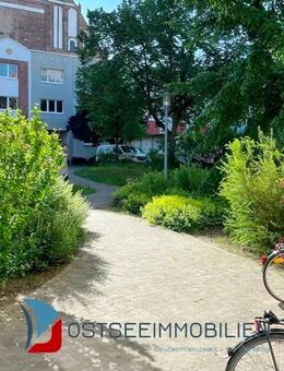 Greifswald-Innenstadt, Top- August- Angebot, ETW im DG, 2 Zi., ca. 65 m², Bad m. Wanne, EbKü., Keller, - Greifswald
