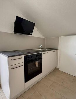 Dachgeschosswohnung mit Rheinblick | Balkon, Keller und Garage - Bad Säckingen