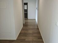 Moderen, sonnige 3-Zimmer Mietwohnung mit zwei Balkone und Tiefgaragenstellplatz in 78462 Konstanz - Konstanz