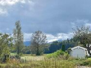 Schönes Baugrundstück für eine DOPPELHAUSHÄLFTE, nahe Chiemsee in 83355 Grabenstätt. - Grabenstätt