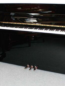 Klavier Yamaha C 113 T, schwarz poliert, Baujahr 2003, 5 Jahre Garantie - Egestorf