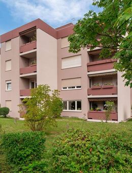 Ihr neues Zuhause in Burgfarrnbach - Großzügige 4-Zi-Wohnung mit Loggia - Fürth