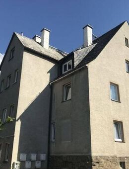 Zweitbezug nach Komplettsanierung - Moderne 2 Raum DG WE mit Gartenanteil u. Stellplatz in Großolbersdorf - Großolbersdorf