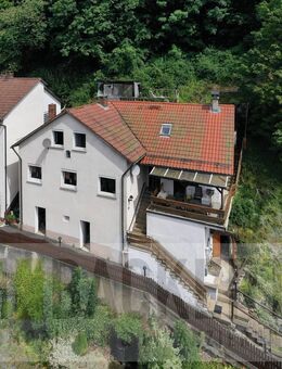 Handwerker aufgepasst! Zum Wohnen oder Urlaub machen im Frankenwald. - Wallenfels