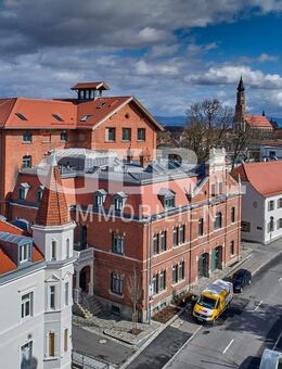 Im Herzen von Straubing - Kernsanierte Altbauwohnung mit Klimaanlage, Aufzug und Stellplatz - Straubing