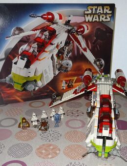 Lego Star Wars Set 7163 – Republic Gunship (2002) mit Minifiguren & Anleitung in geöffneter OVP - Stuttgart