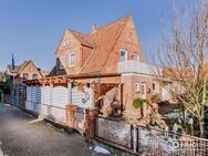 ++ Charmantes Zweifamilienhaus mit Potenzial in ruhiger und zentraler Lage ++ - Lüneburg