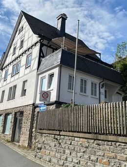 Saniertes 2-FH plus Ladenlokal in Schmallenberg-Bad Fredeburg! - Schmallenberg