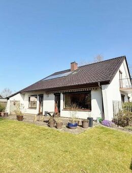 Charmantes Einfamilienhaus mit Einliegerwohnung in Stuhr-Moordeich - Stuhr