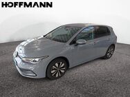 VW Golf, 1.0 eTSI OPF Life, Jahr 2024 - Pößneck