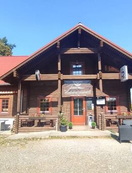 Wohnen + Gastronomie: Blockhaus-Ensemble im Löwenberger Land - Löwenberger Land