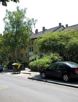 schöne 2-Zimmerwohnung mit Balkon! - Frankfurt (Main)