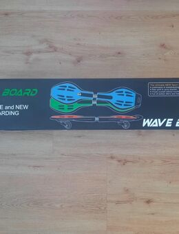 Gut erhaltenes Waveboard - Bergheim (Nordrhein-Westfalen)