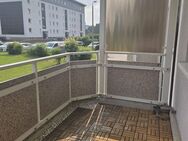 Helles und freundliches Ambiente - modernisierte 2 RW mit großem Balkon und Einbauküche - Mihla