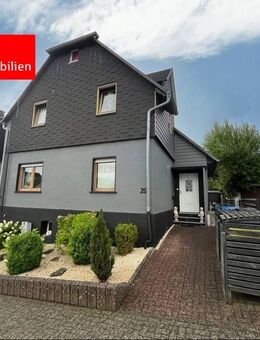 "Im Frühsommer 2026 auf der eigenen Terrasse sitzen" Gepflegte Doppelhaushälfte mit ebenem Garten! - Dietzhölztal