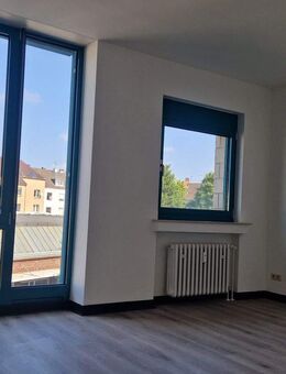 Single- u. Pärchenwohnung ! Nach Modernisierung ! Top moderne Wohnung mit gelungenem Raumkonzept in zentraler Lage von MG, Nähe City und Hauptbahnhof - Mönchengladbach