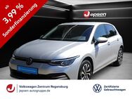 VW Golf, 1.5 TSI Active, Jahr 2023 - Regensburg