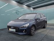 Hyundai i30, Premium Mehrzonenklima, Jahr 2017 - München