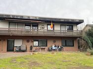 Renovierungsbedürftiges Einfamilienhaus mit Einliegerwohnung und großem Grundstück in Hanglage - Wickede (Ruhr)